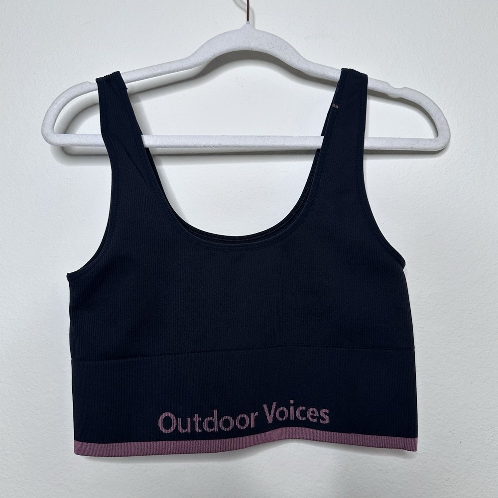 Outdoor Voices Size Small Black Sport Bra Ribbed Gym Yoga Pilates Smooth Scoop